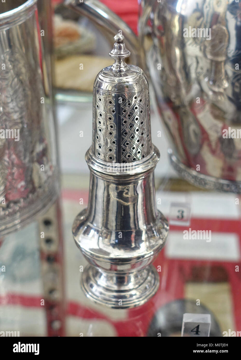 Une machine à couler de l'argent de William Homes en 1752, exposée au Bennington Museum dans le Vermont. La pièce représente l'artisanat colonial américain en argent. Banque D'Images