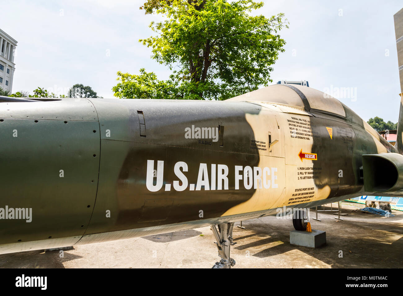 Les marques de l'US Air Force sur un Northrop F-5un chasseur à réaction à la Musée des débris de guerre de guerre du Vietnam, Saigon (Ho Chi Minh Ville), le Vietnam du Sud, l'Asie du Sud-Est Banque D'Images