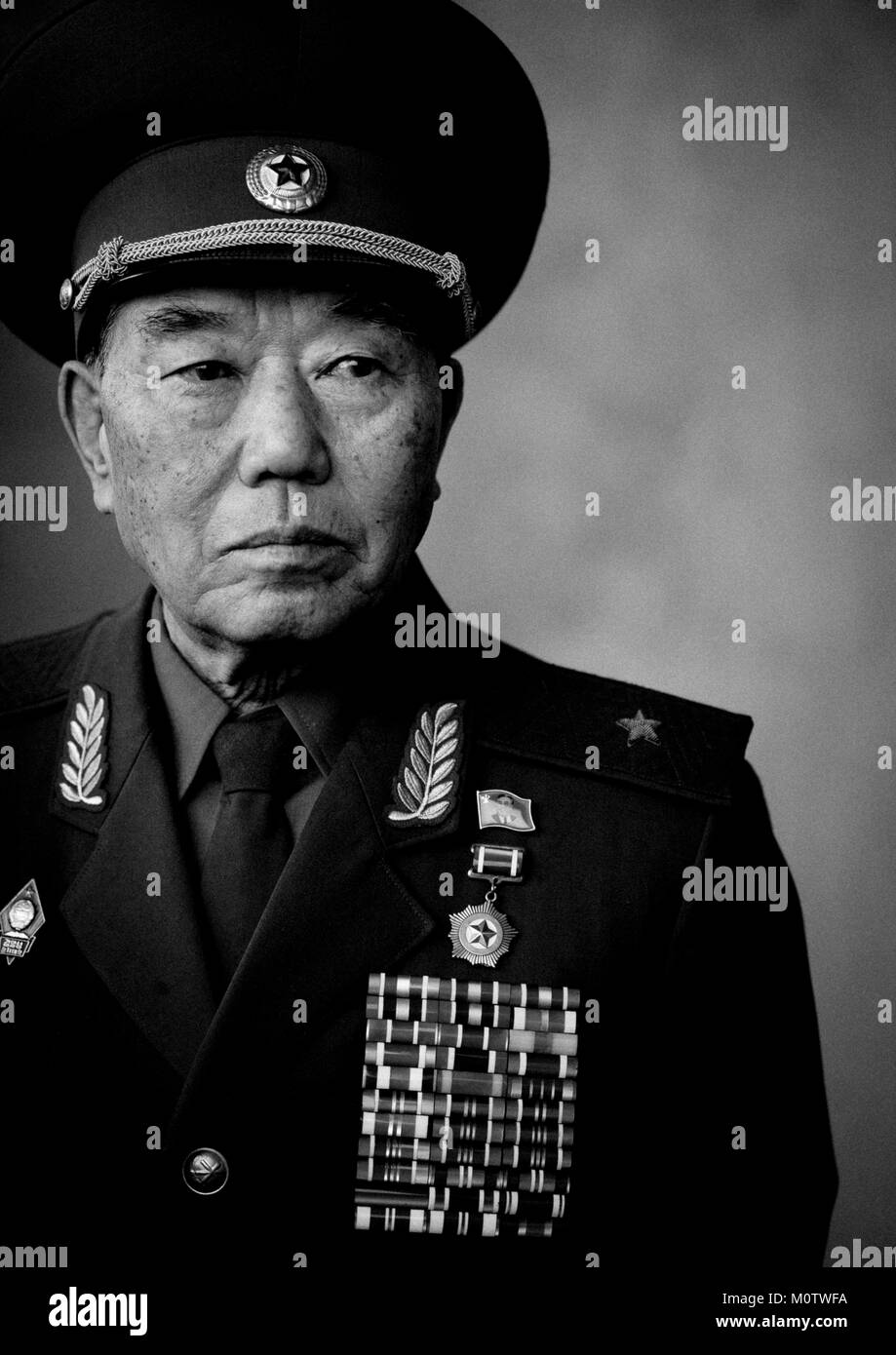 Portrait d'un ancien combattant de la guerre de Corée du Nord appelé pak général su Shan, province de Pyongan, Pyongyang, Corée du Nord Banque D'Images