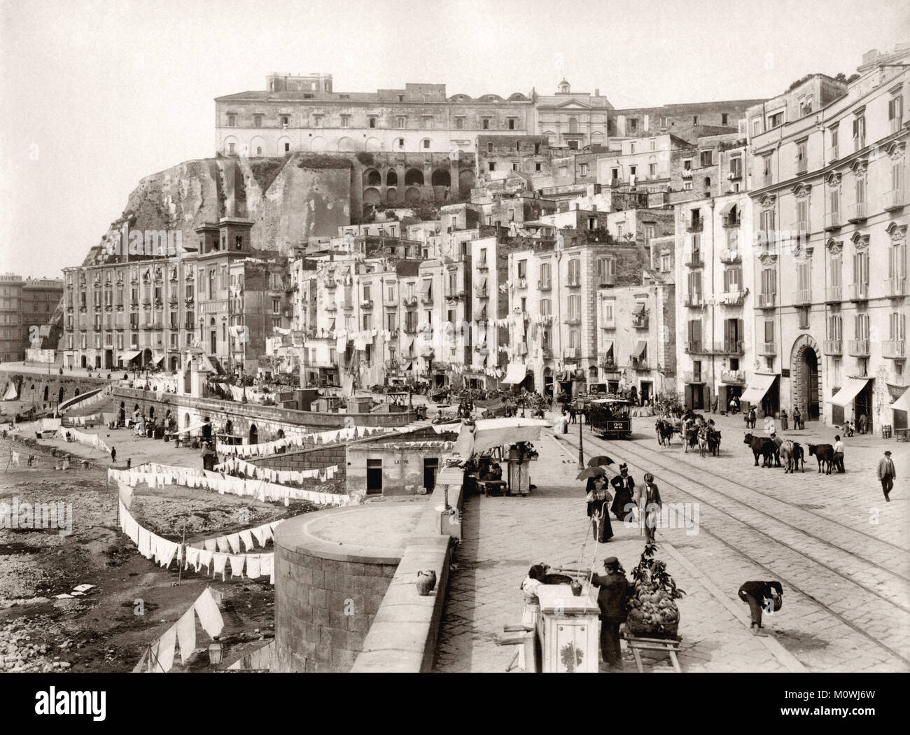 C.1880 s Italie - Naples Naples - Strada di Santa Lucia Banque D'Images