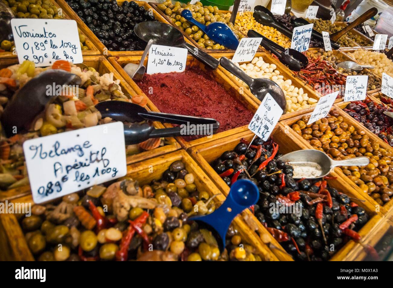 France,Corse du Sud,Ajaccio,square César Campinchi, marché de produits corses,ici les condiments Banque D'Images