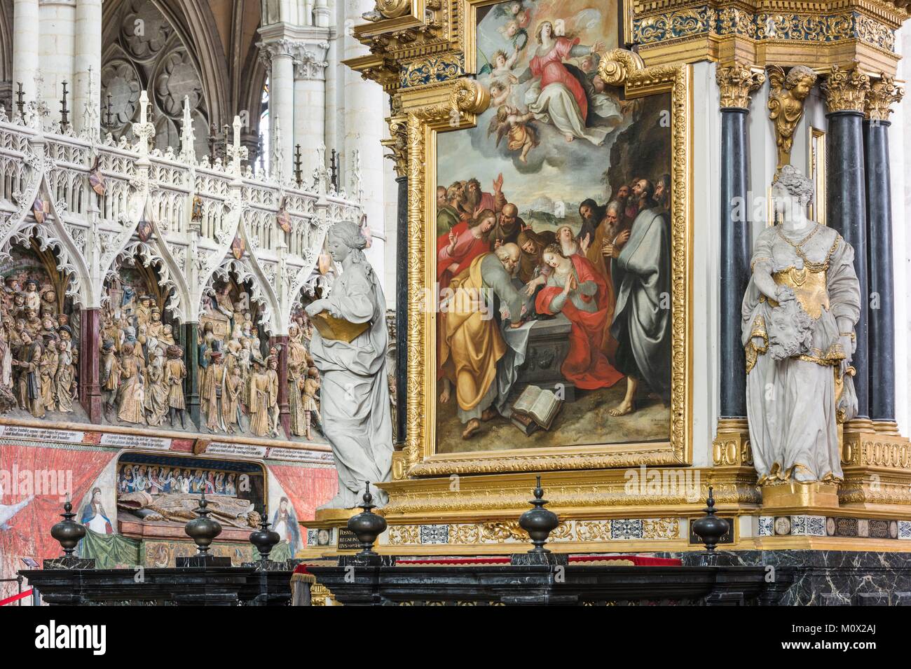 France,Somme,Amiens,cathédrale Notre-Dame, joyau de l'art gothique, classée au Patrimoine Mondial de l'UNESCO,autel ou chapelle Notre-Dame du Pilier Rouge par Nicolas Blasset en 1627 et de prise en charge par la peinture François Francken le Jeune Banque D'Images