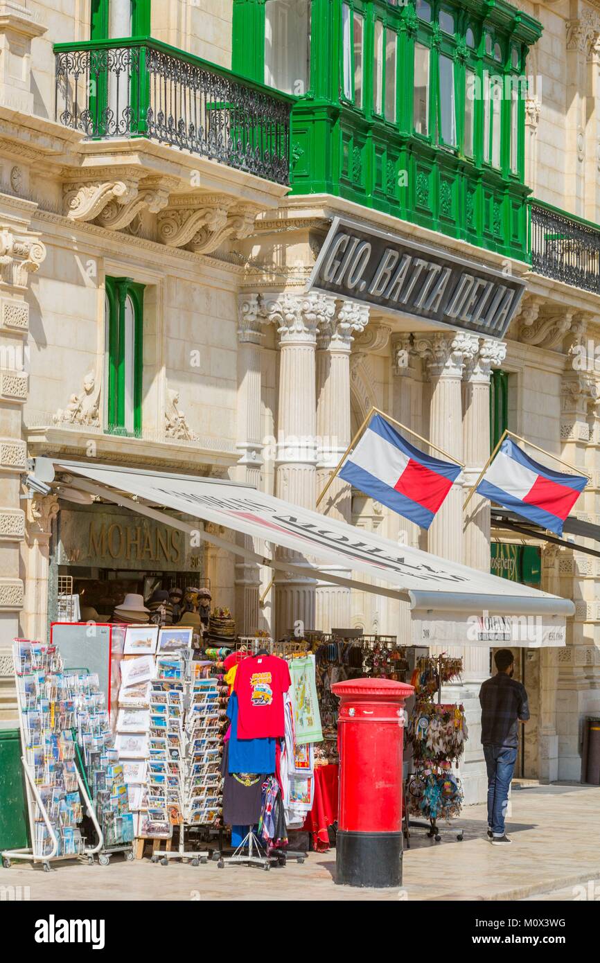 Malte, La Valette, classée au Patrimoine Mondial de l'UNESCO,rue de la République,anglais et façade de la boîte aux lettres avec un bow-window Banque D'Images