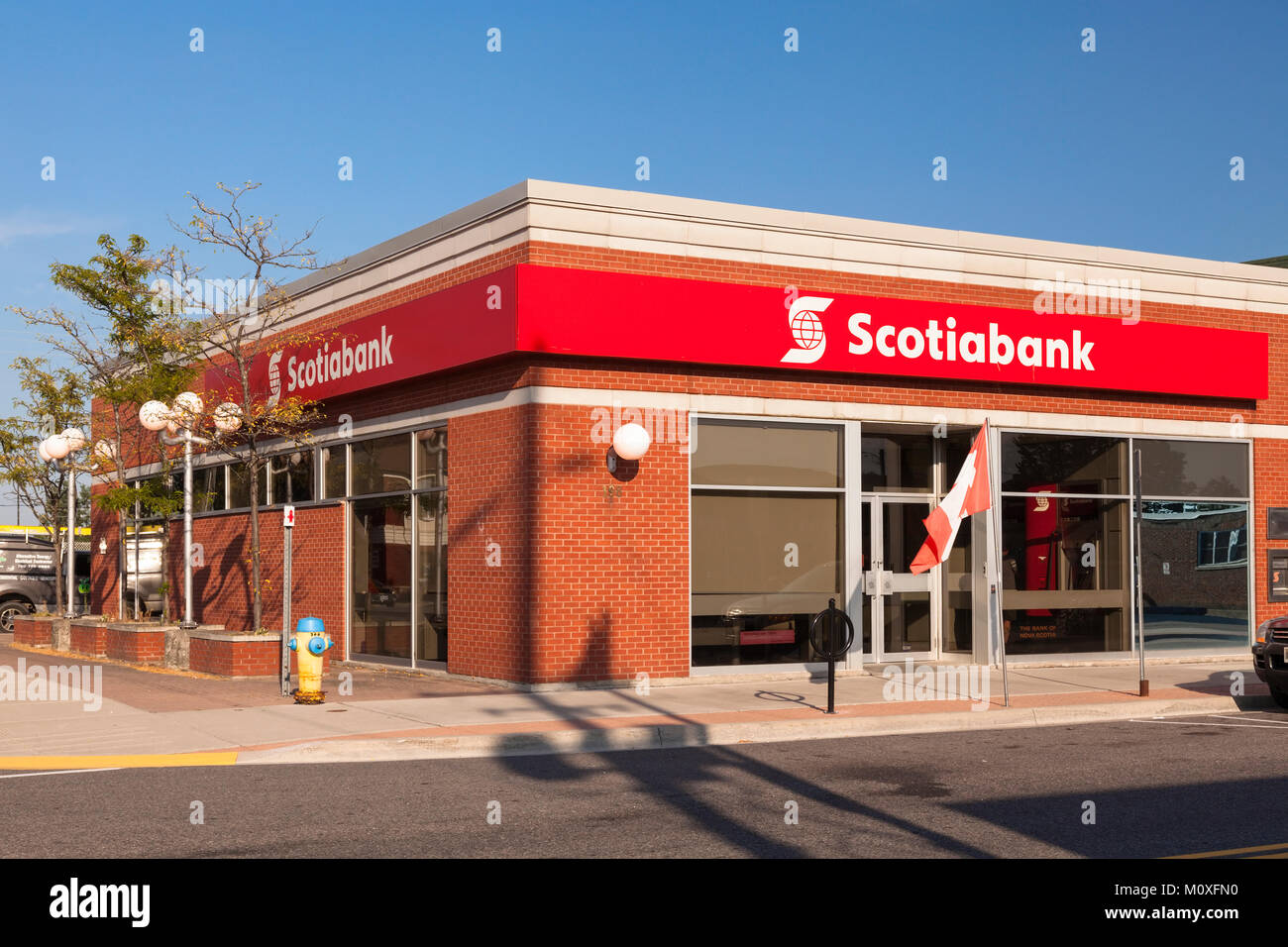 La Banque Scotia ou une banque de Nouvelle-Écosse à Gravenhurst, en Ontario, Canada. Banque D'Images La Banque Scotia ou une banque de Nouvelle-Écosse à Gravenhurst, en Ontario, Canada. Banque D'Images