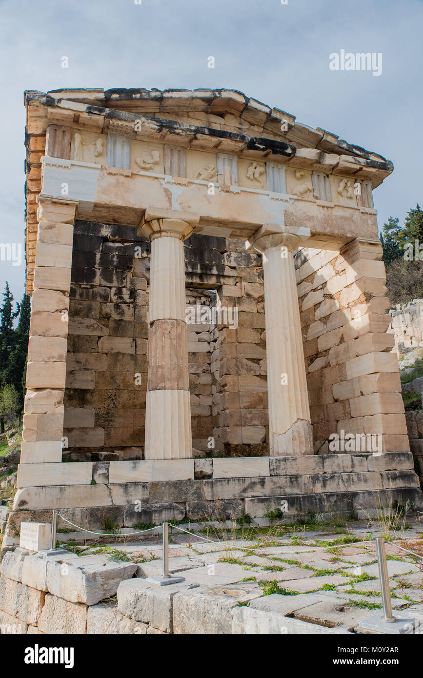 Du Trésor d'Athènes à Delphes, un site archéologique en Grèce, au Mont Parnasse. Banque D'Images