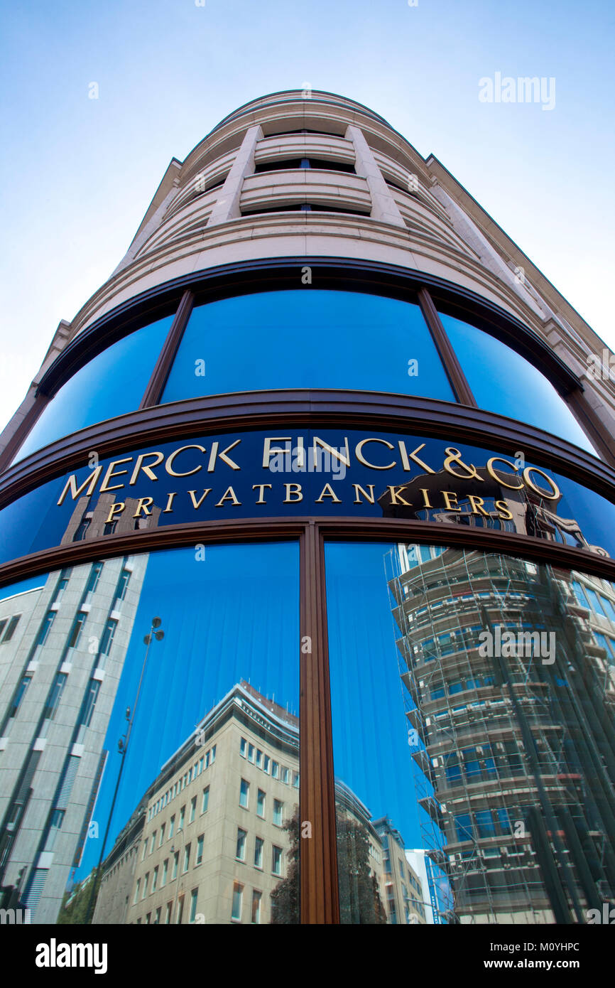 Allemagne, Cologne, bâtiment de la privat bank Merck Finck & Co. dans le quartier financier. Deutschland, Koeln, Gebaeude der Privatbankiers Merck Finc Banque D'Images