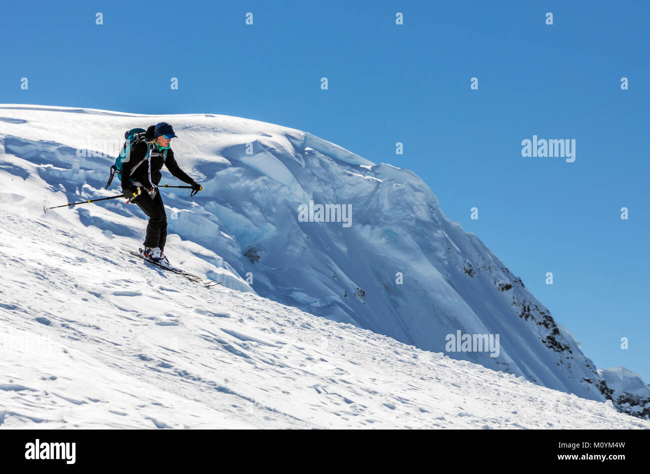 Ski alpin ski alpinisme alpin ; Île Nansen l'Antarctique ; Banque D'Images