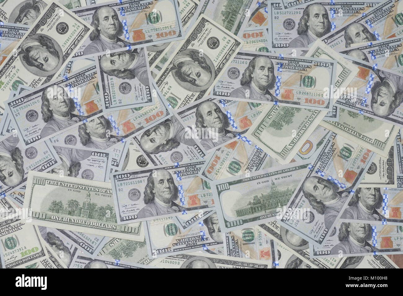Billets de 100 Dollars US (ancien et nouveau modèle) Banque D'Images