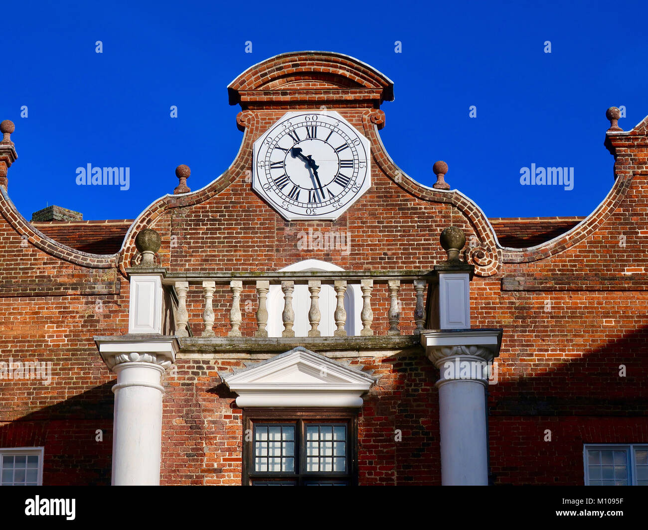 Parc de Christchurch, Ipswich. 25 janvier, 2018. Météo France : matin ensoleillée à la Mansion House à Christchurch Park, Ipswich, Suffolk. Credit : Angela Chalmers/Alamy Live News Banque D'Images