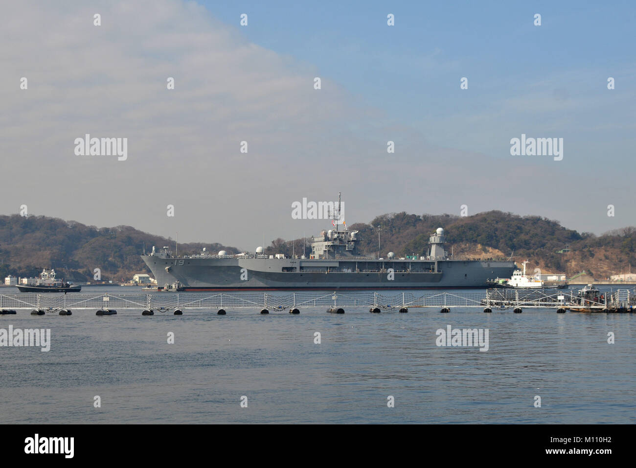 Nous 7ème flotte phare uss blue ridge lcc 19 Banque de photographies et ...