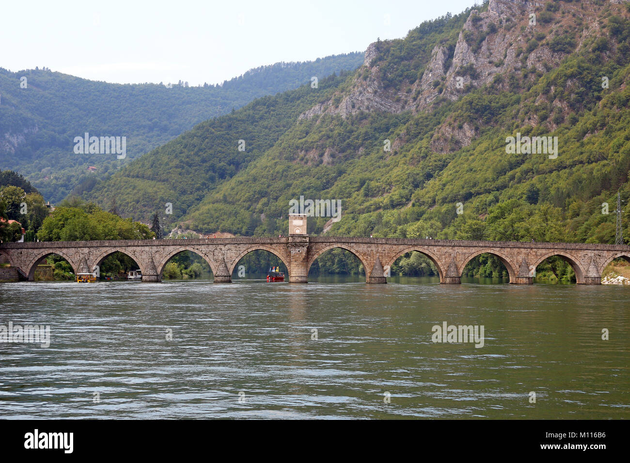 Vieux pont de pierre, Visegrad Banque D'Images