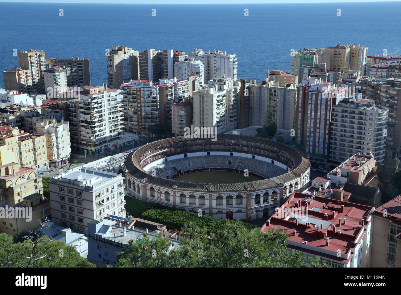 Les arènes de La Malagueta Malaga faites par l'architecte Joaquin Rucoba Banque D'Images