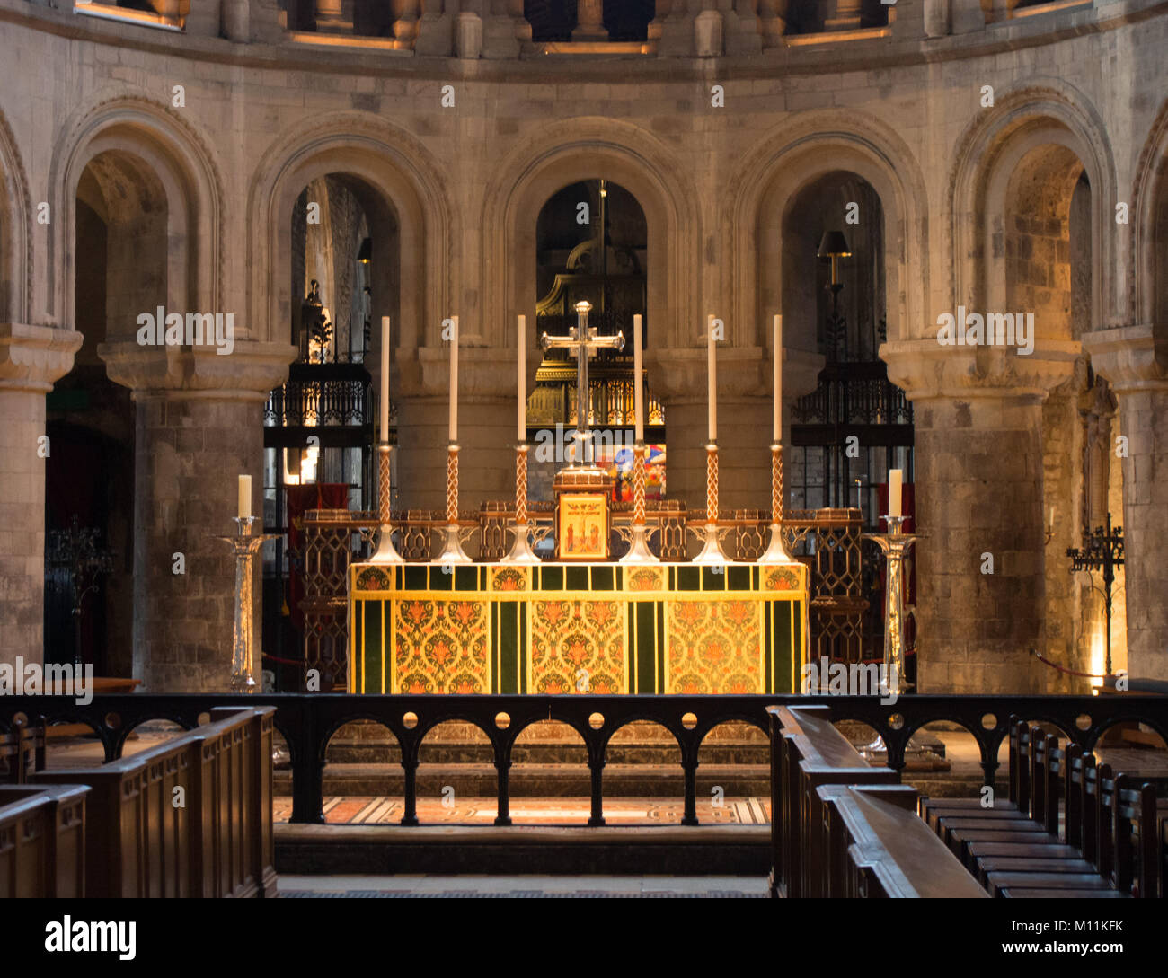 L'église du prieuré de saint Bartholomée Ier le Grand, Smithfield, Londres est la plus ancienne église Banque D'Images