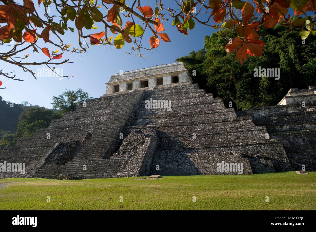 Le Mexique. Chiapas. Palenque. Ruines Maya. Temple Maya d'inscriptions. Banque D'Images