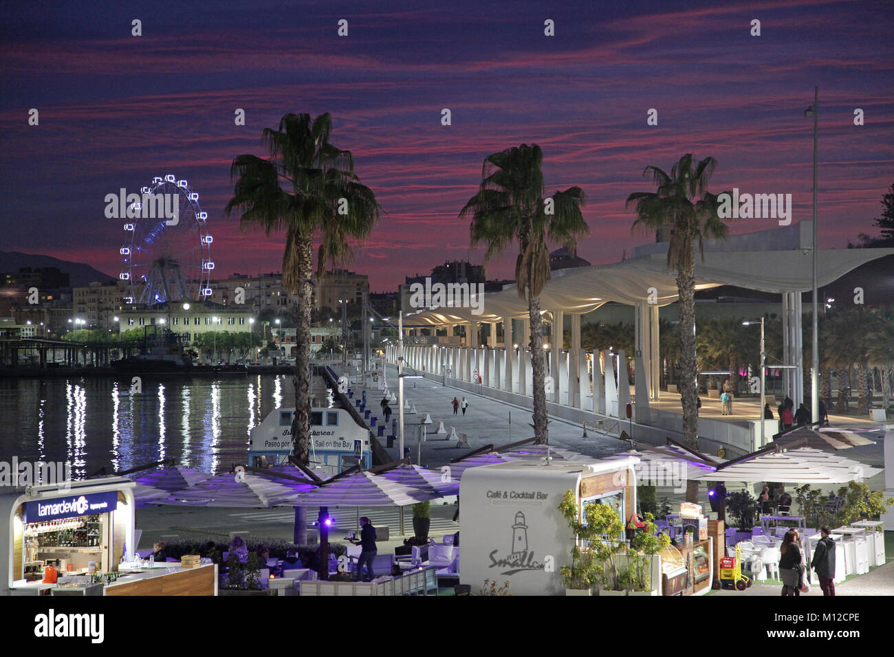 Le terminal de croisière El Palmeral de las Sorpresas.passage à Málaga espagne Marina. Banque D'Images