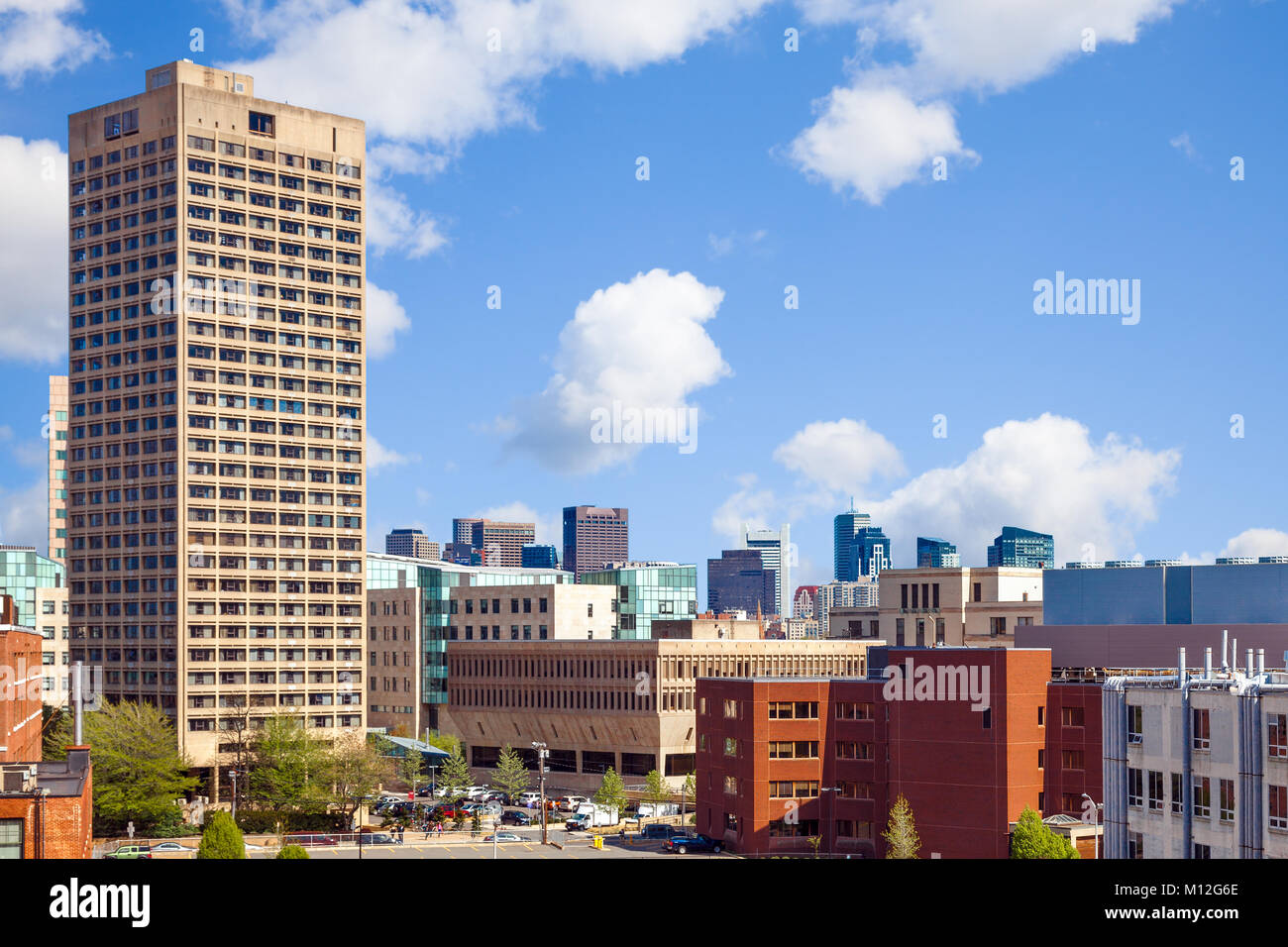 MIT Massachusetts de Technologie Kendall Square et vue sur l'horizon Banque D'Images