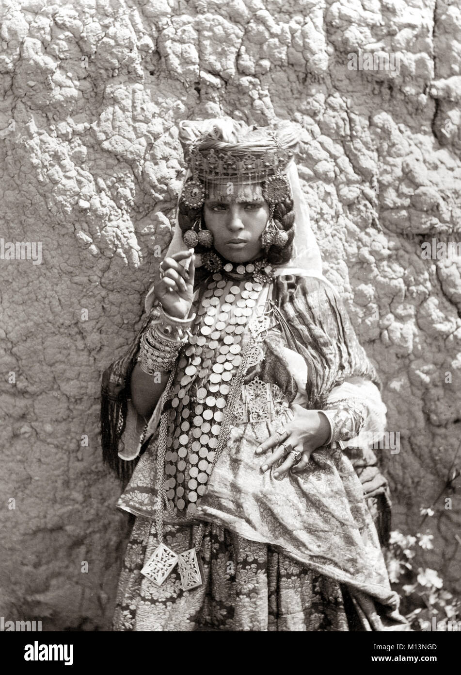 DEUX FEMMES DE la tribu des Ouled Nails Biskra circa 1880 Photo CDV Algérie EUR 25,00 - FR