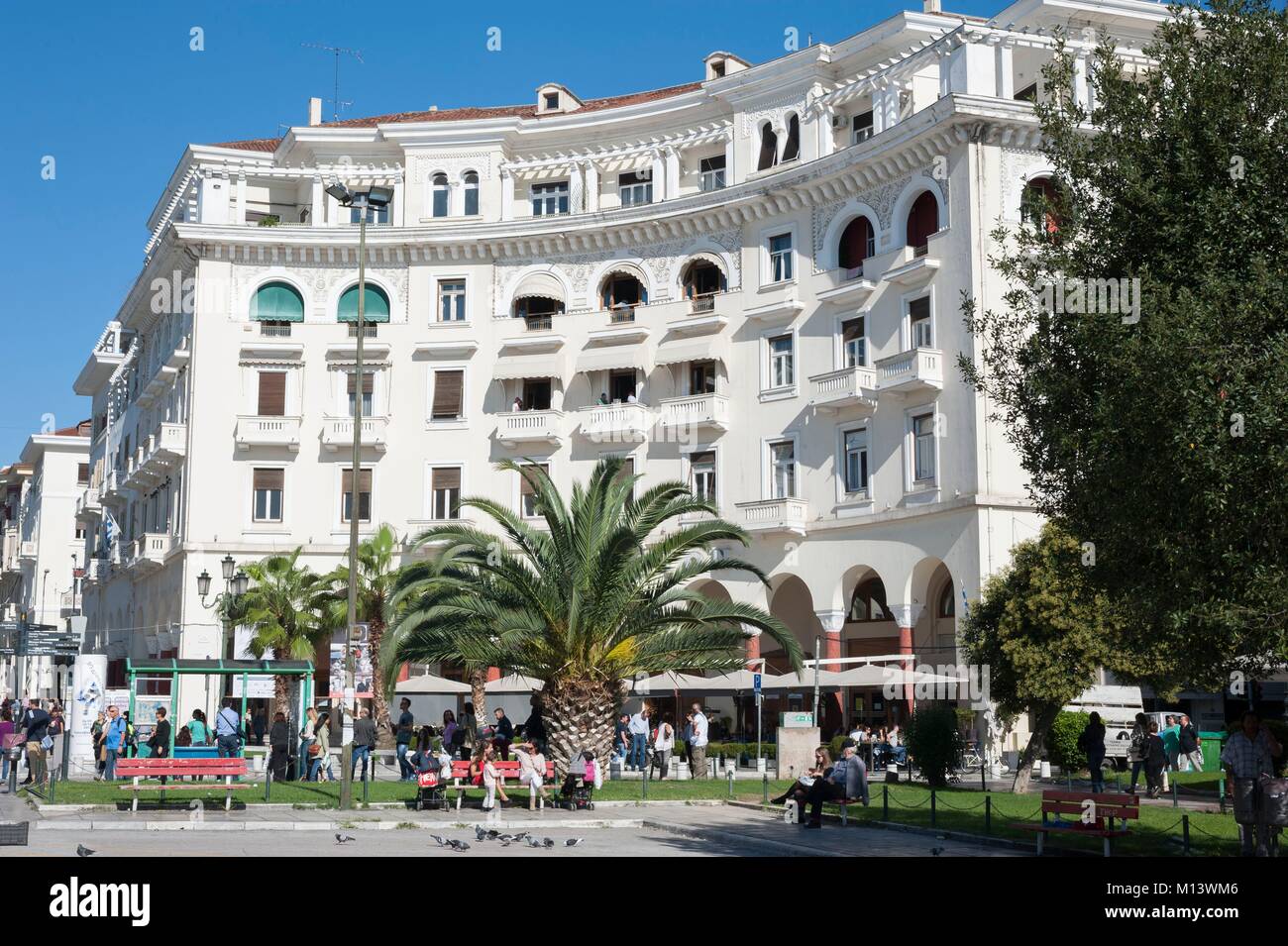 La Grèce, Macédoine, Thessalonique, Aristotelous Square, Electra Palace Hotel, Neo façade Byzantine Banque D'Images