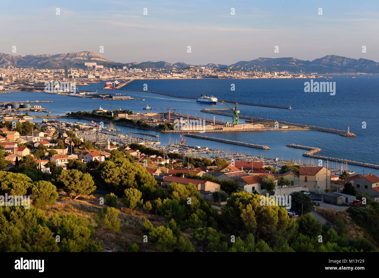 France, Bouches du Rhône, Marseille, Grand Port Maritime de Marseille ou GPMM, Bassin Est, Marina Estaque Banque D'Images