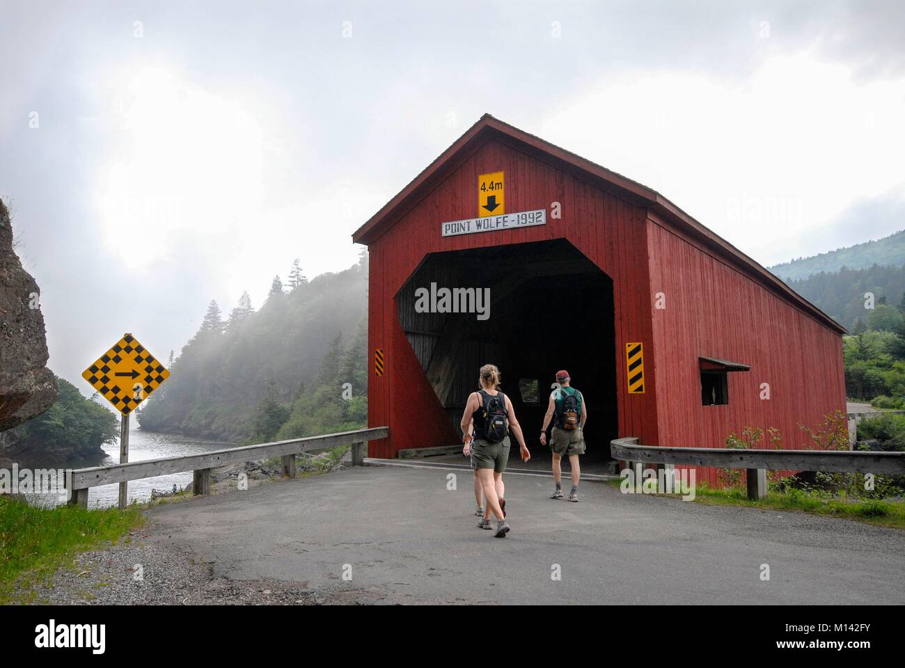 Canada, Nouveau-Brunswick, Alma, le Parc National de Fundy, Pont couvert de Point Wolfe Banque D'Images