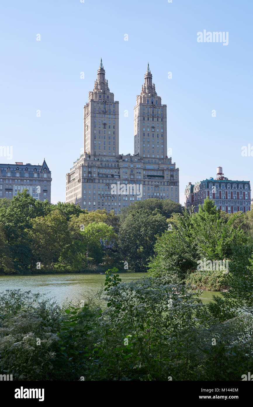 Le San Remo bâtiment avec vue sur Central Park à New York Banque D'Images