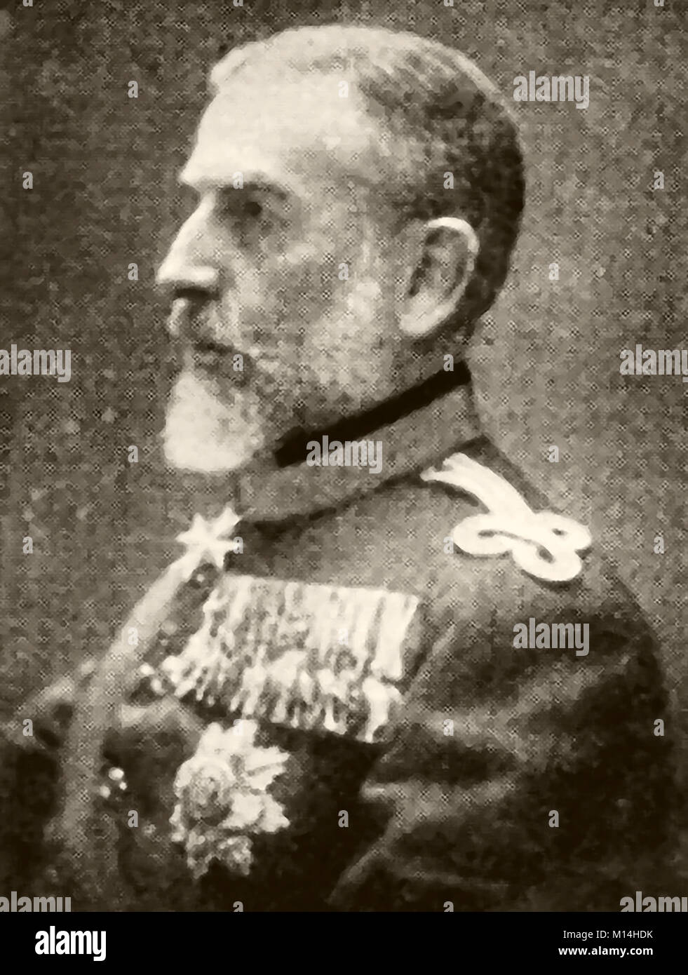 Un imprimé 1921 portrait du roi Charles 1er (aka Carol le premier roi) pelesof La Roumanie /Roumanie - Précédemment connu sous le nom de Le Prince Karl de Hohenzollern-Sigmaringen (mort en 1914) et entièrement nommé le prince Karl Eitel Friedrich Zéphyrin Ludwig de Hohenzollern-Sigmaringen et à une époque, avait un faux passeport sous le nom Karl Hettingen Banque D'Images