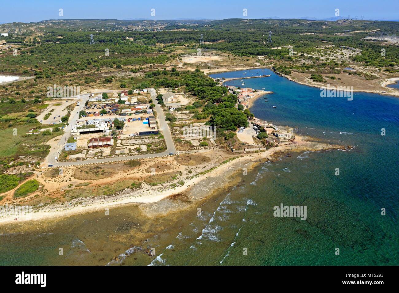 France, Bouches du Rhône, Martigues, Calanque de port Ponteau (vue aérienne) Banque D'Images