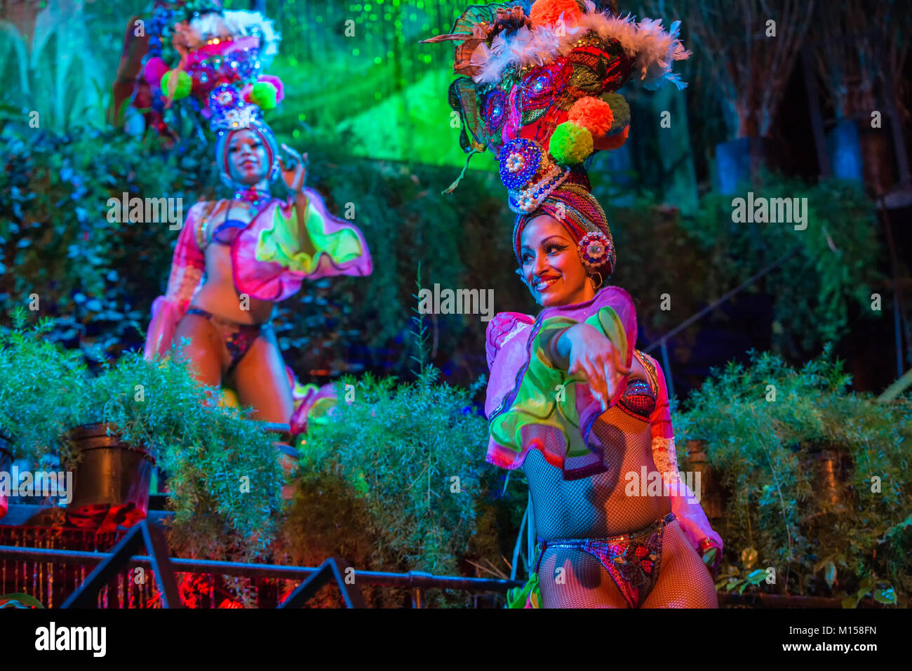 Performances cabaret Tropicana à La Havane, Cuba Banque D'Images