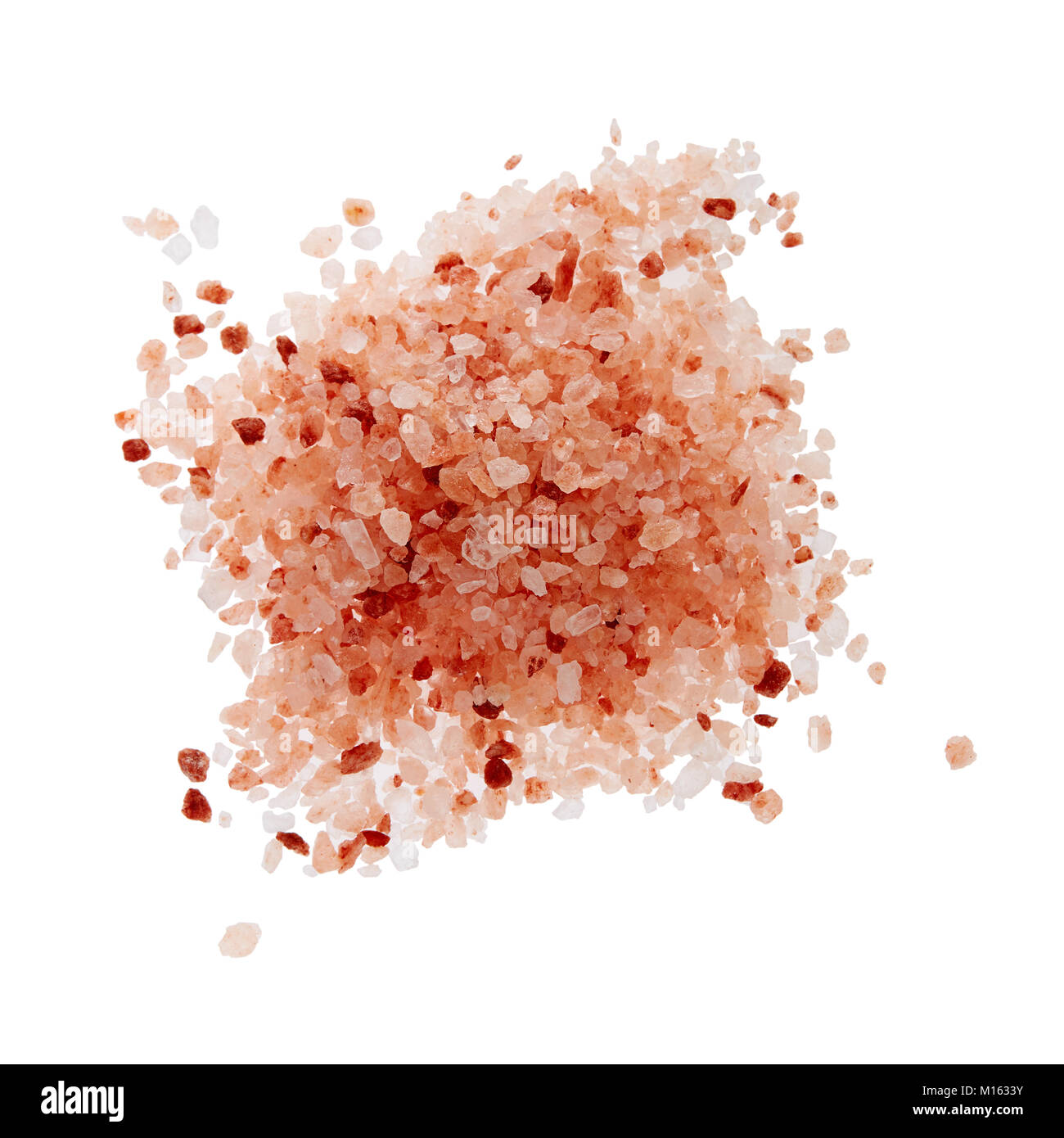 Les cristaux de sel de l'himalaya rose. Sel de l'himalaya sur fond blanc. Banque D'Images