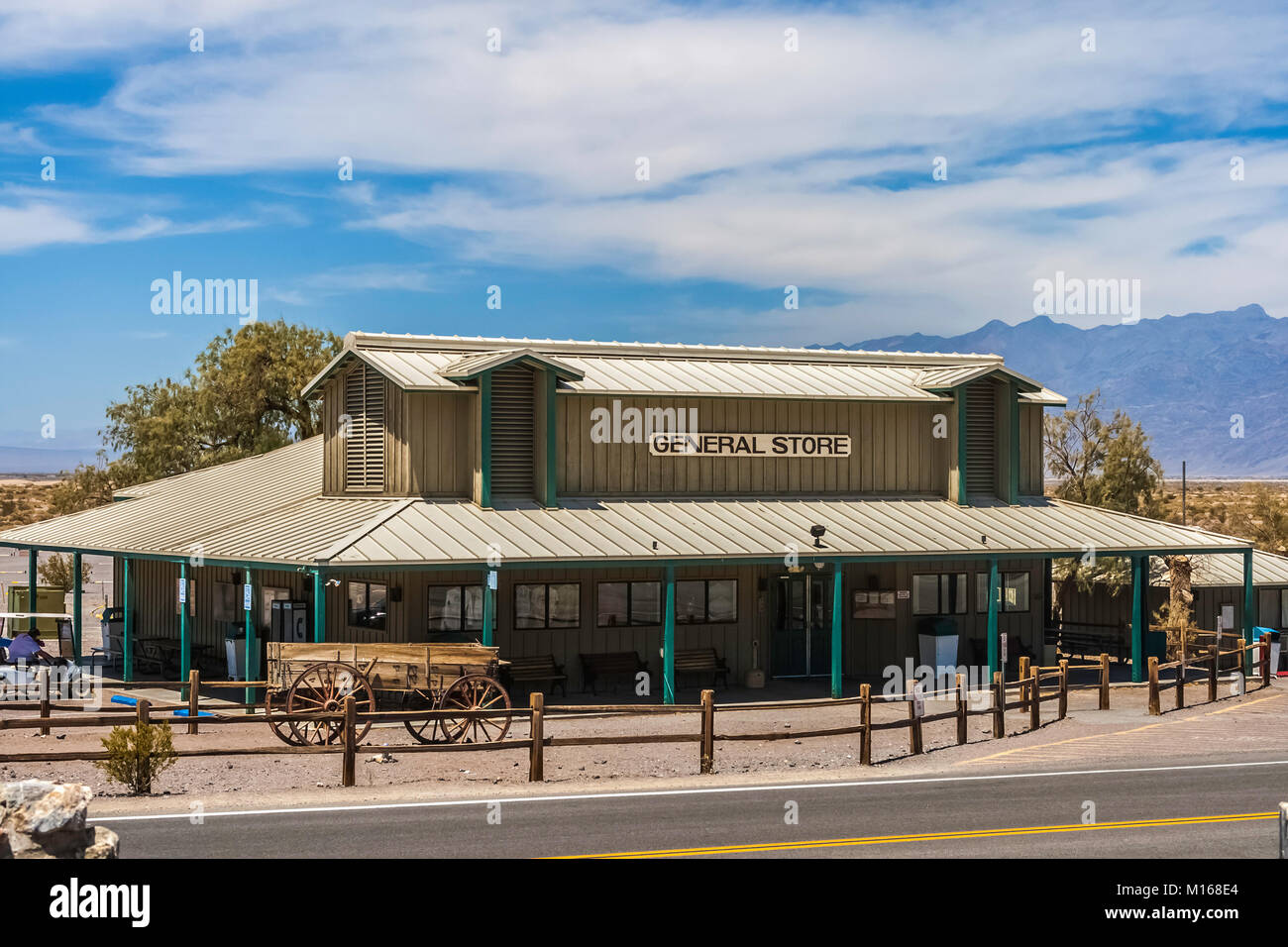 STOVEPIPE WELLS, CALIFORNIE - Le 12 juillet 2007 : Le magasin général de Stovepipe Wells situé dans la région de Death Valley National Park, en Californie. Banque D'Images