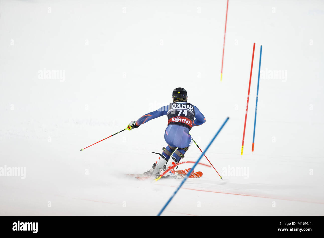 Madonna di Campiglio, Italie 22 décembre 2017. HAUGAN Timon (Ni) qui se font concurrence sur les AUDI FIS Coupe du Monde de Ski alpin Slalom sur les 3tre Canalone Banque D'Images