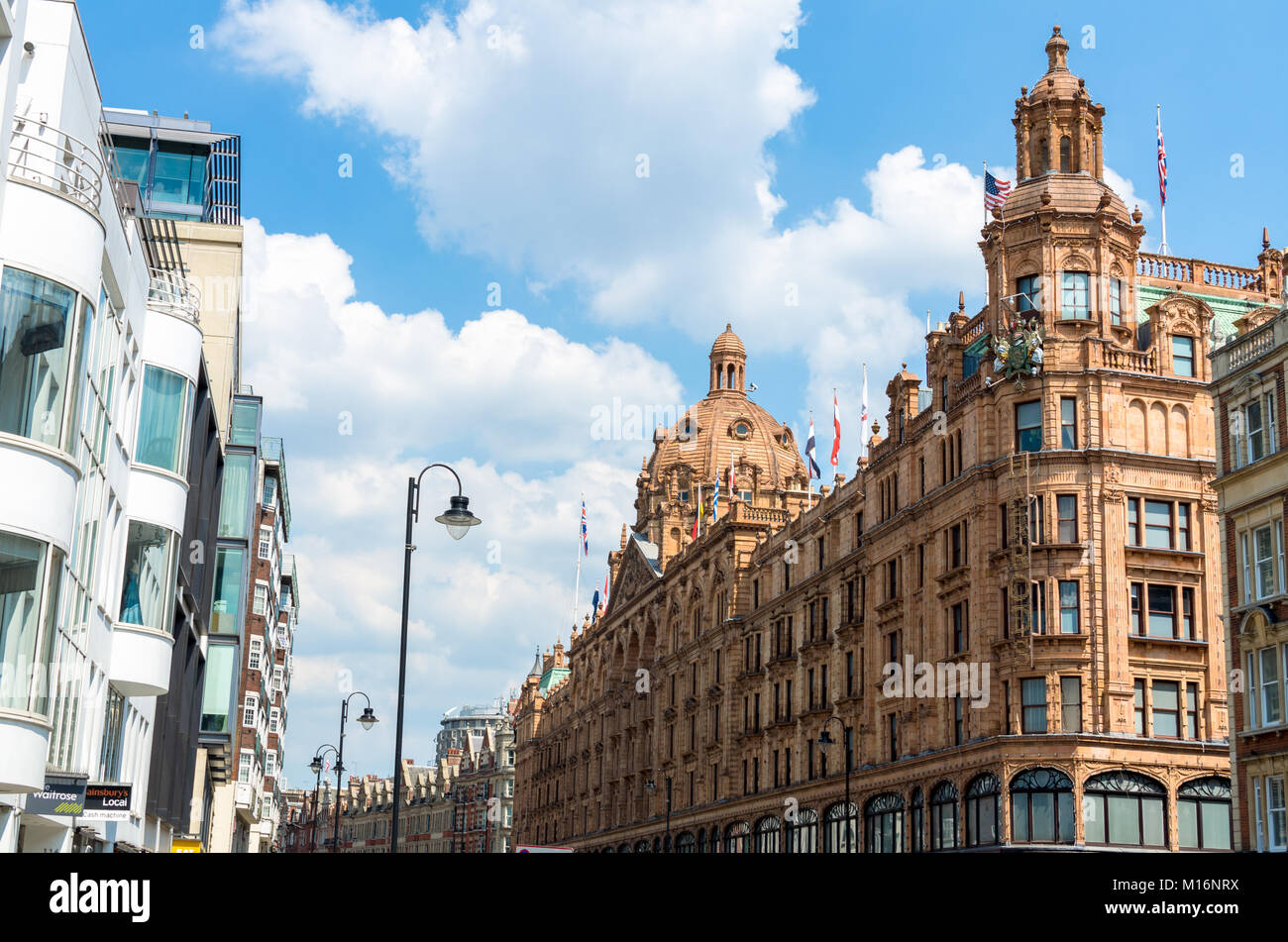 Harrods sur Brompton Road, Knightsbridge, Londres Banque D'Images