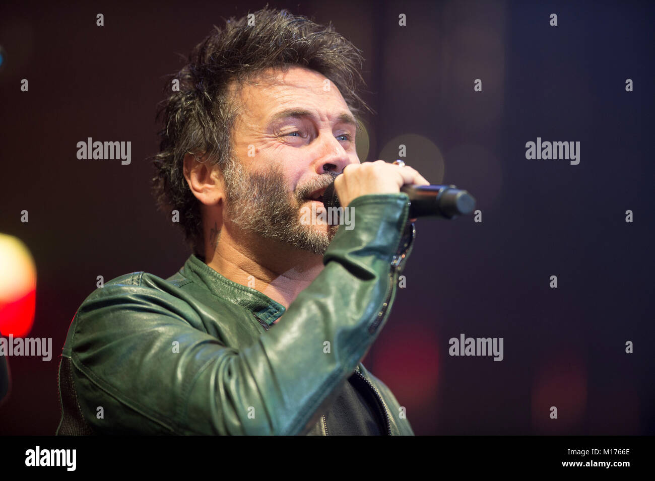 Turin, Italie. En 2018. Max Pezzali, Nouveau, Renga avec leur 'Il Tour' à Pala millares de Turin le 26 janvier 2018 Credit : Antonio Polia/Alamy Live News Banque D'Images