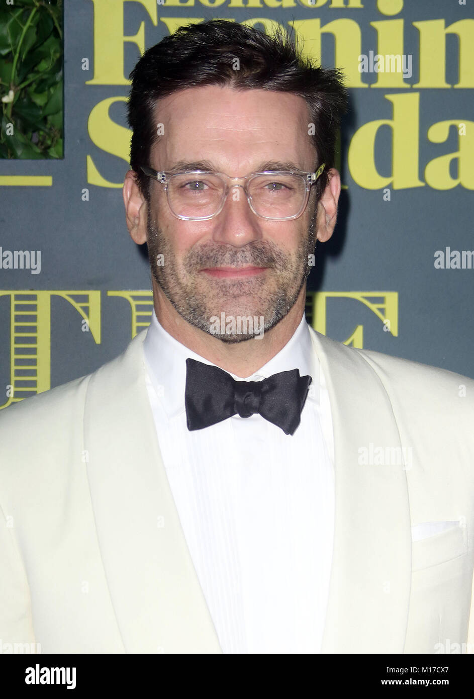 Dec 03, 2017 - Jon Hamm participation à 'London Evening Standard Theatre Awards 2017, Theatre Royal Drury Lane à Londres, Angleterre, RU Banque D'Images