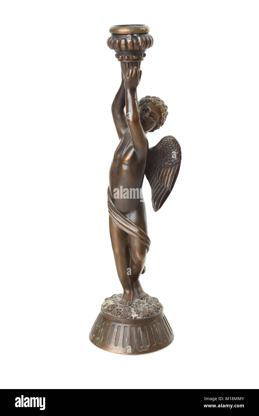 Statue Angel. Chandelier ancien isolé sur fond blanc Banque D'Images