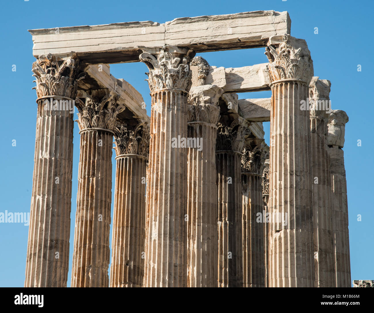Temple de Zeus olympien à Athènes Photo Stock Alamy