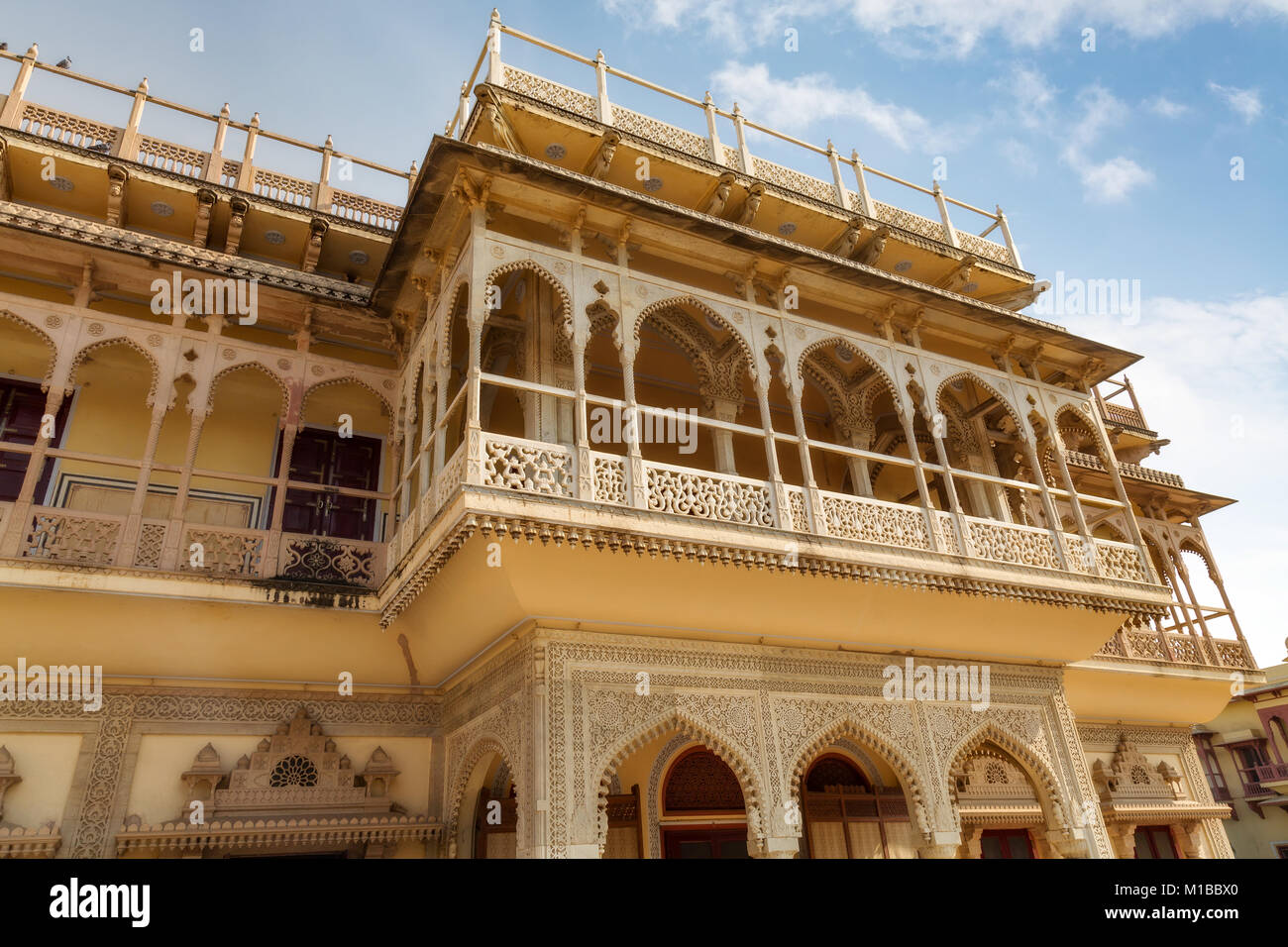 City Palace Jaipur - Rajasthan historique un musée du palais royal, connu sous le nom de Mubarak Mahal dans le complexe city palace Banque D'Images