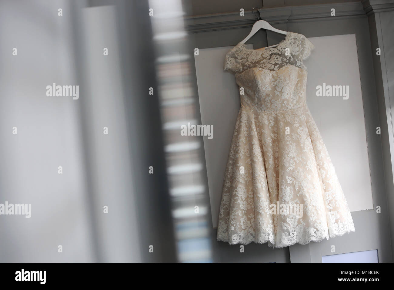 Une robe de mariage photographié au cours d'une page & photo mariage photographié par Sam Stephenson à Londres, au Royaume-Uni. Banque D'Images