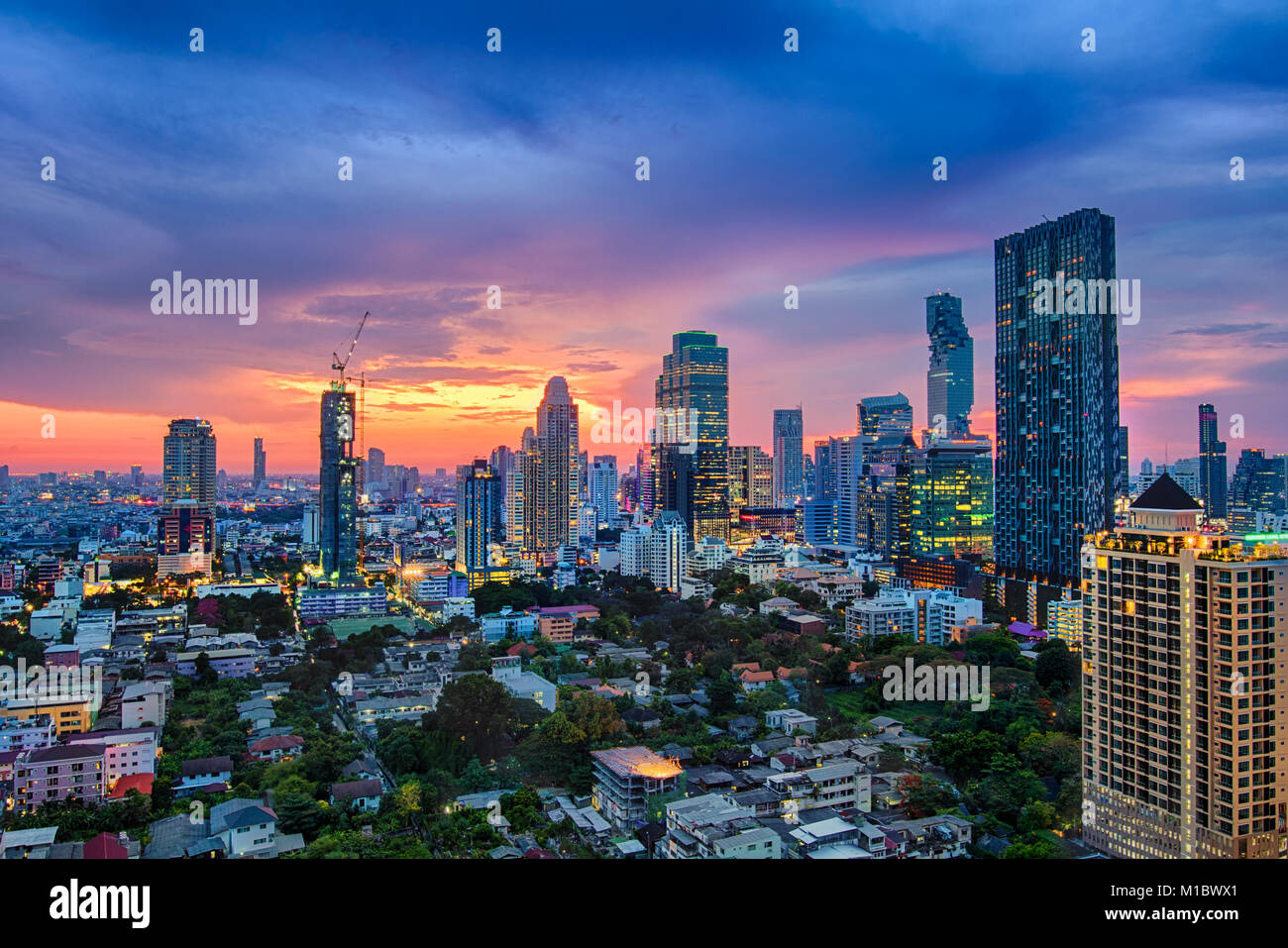 Une plage dynamique élevée, bâtiment moderne, nombre croissant de Bangkok, Thaïlande Banque D'Images