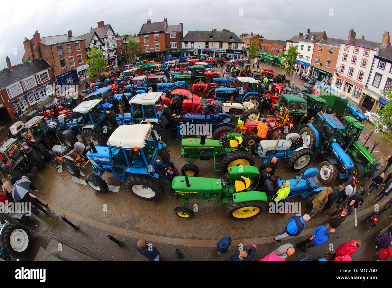 Rassemblement du tracteur en place du marché de Ripon Banque D'Images