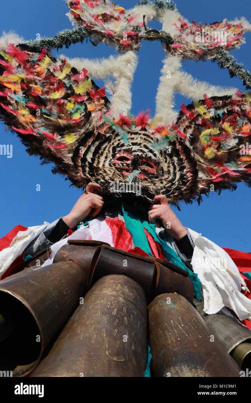 Festival International des Jeux de mascarade Surva Pernik, Bulgarie en ville Banque D'Images