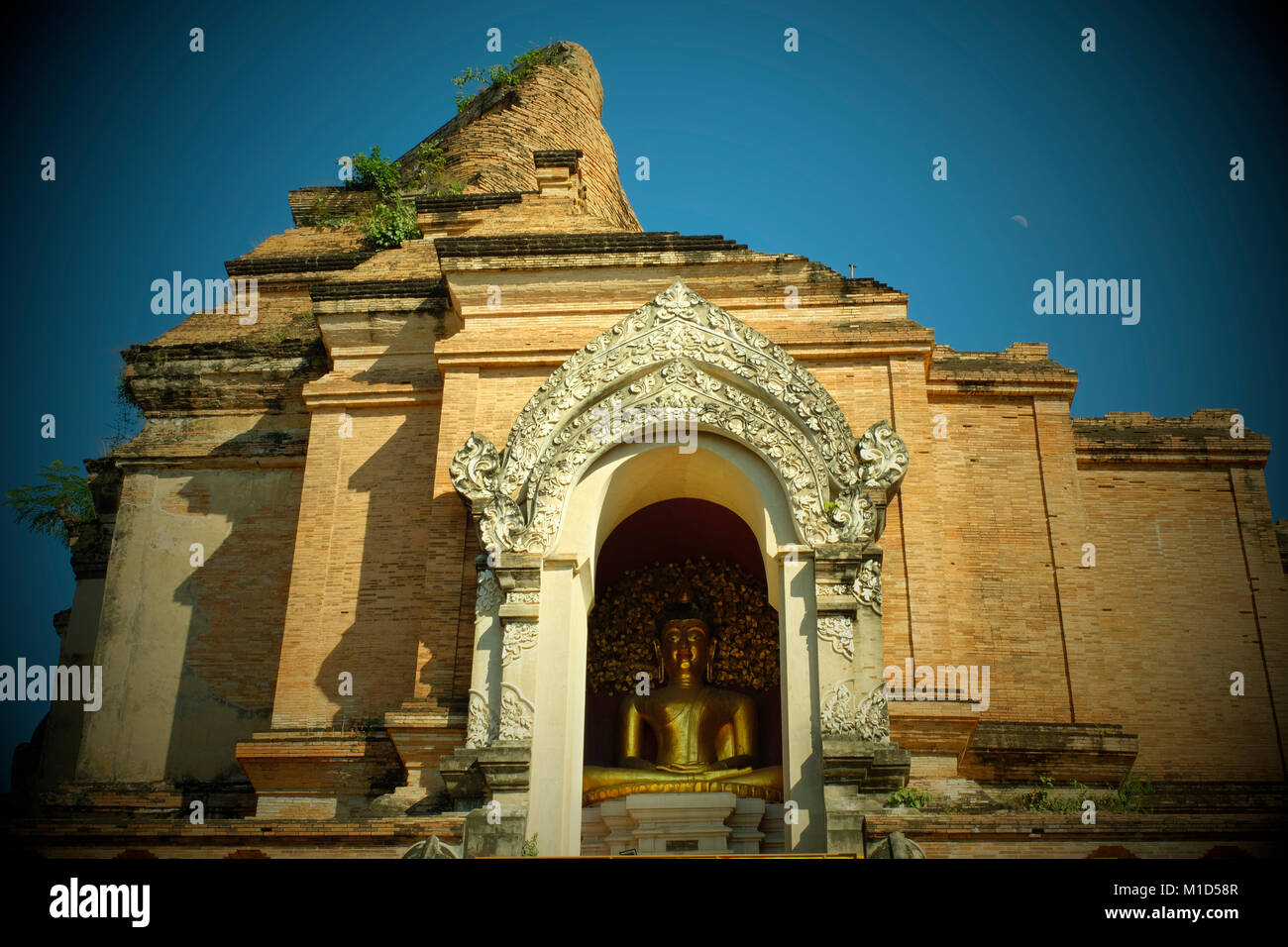 L'ancien Stupa de Wat Chedi Luang à Chiang Mai, Thaïlande. 24-Jan-2018 Banque D'Images