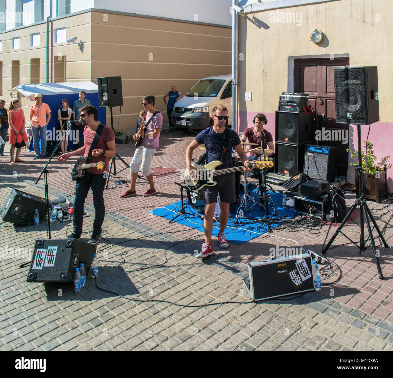 Festival international des arts "Slavianski bazar à Vitebsk - 2016 ". Rue de la ville des festivals. Banque D'Images