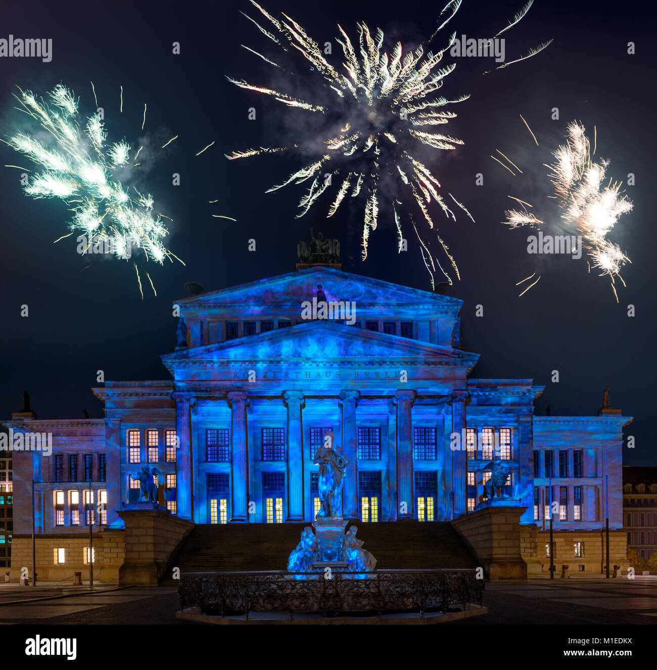 Vue de nuit sur la Konzerthaus de Berlin, Allemagne central Banque D'Images