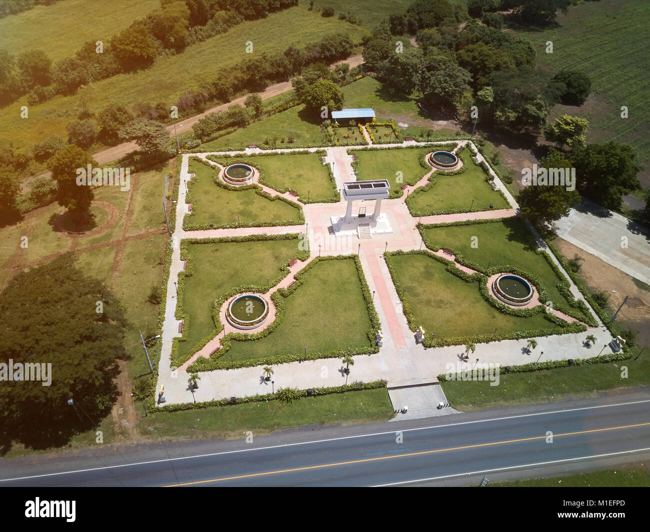 Green Park vue aérienne du drone. Ruben Dario park à Leon Nicaragua Banque D'Images