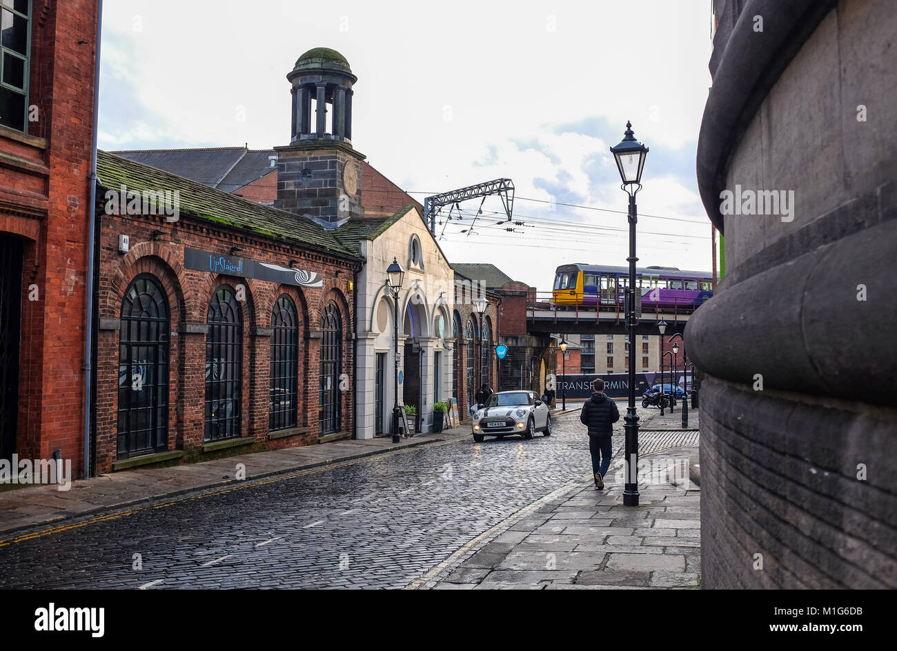 Yorkshire Leeds UK - rues pavées, près de la gare Banque D'Images