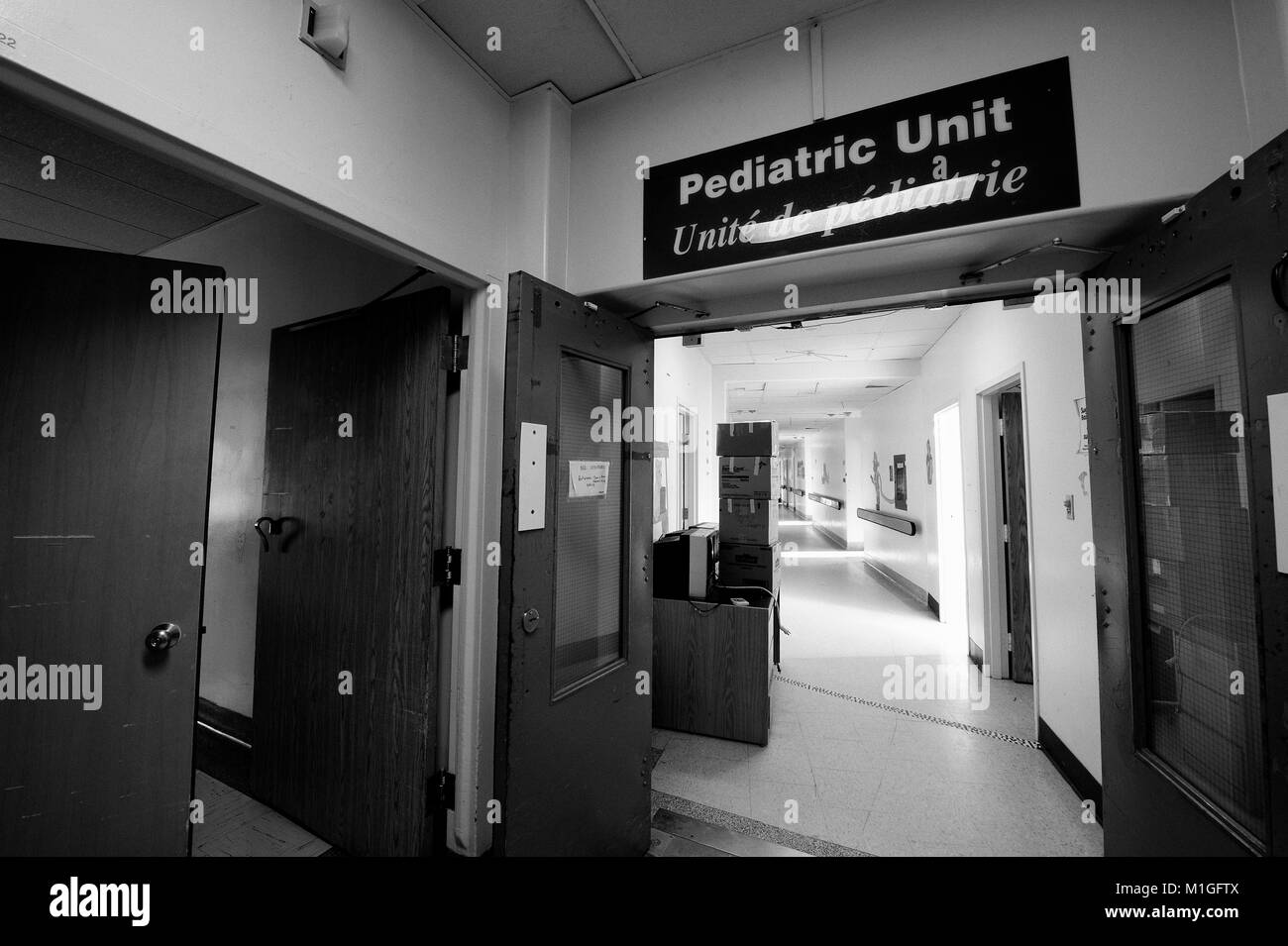 C'est l'une des nombreuses photos que j'ai prises à l'intérieur, après le Sudbury St. Joseph's Health Centre (l'ancien hôpital général) a fermé ses portes Banque D'Images