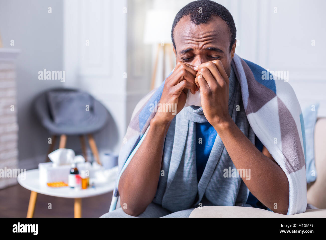 Adultes malheureux homme d'être mauvais Banque D'Images