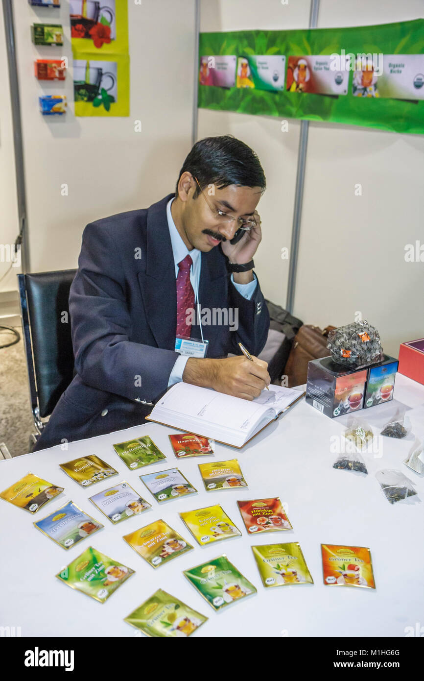 Miami Beach Florida,Convention Center,centre,exposition thé et café,salon,stand,produits,présentoirs,boissons,produit,produits,achat Banque D'Images