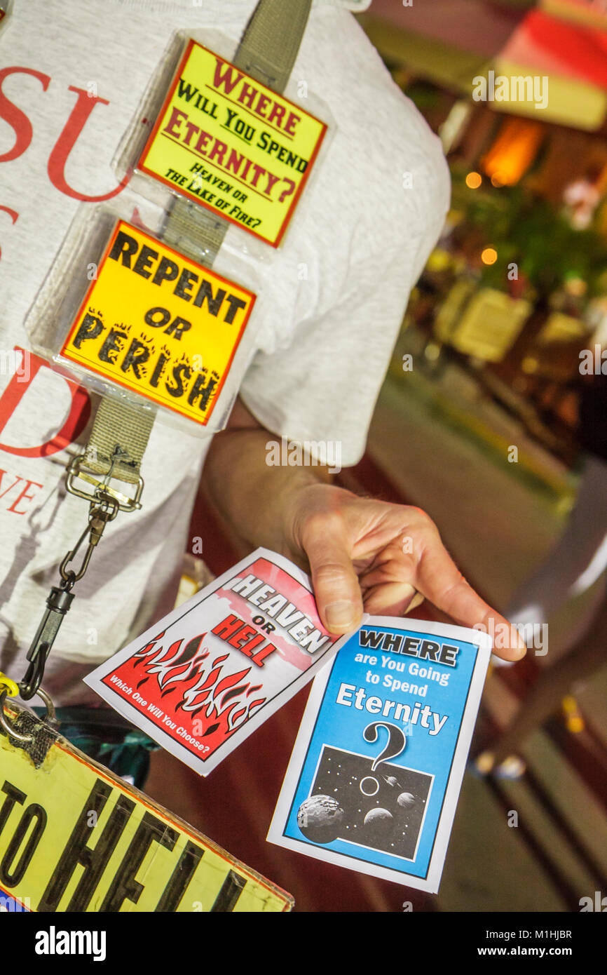 Miami Beach Florida,Ocean Drive,Street preacher,Born again Christian,religion,ciel,enfer,FL080118034 Banque D'Images